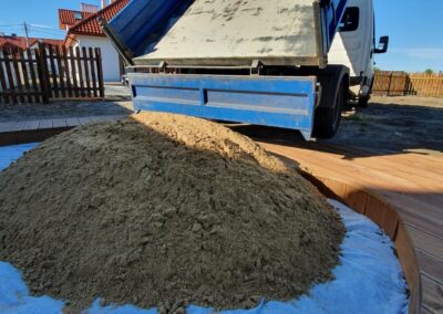 Piasek do piaskownic z atestem Kraków i okolice